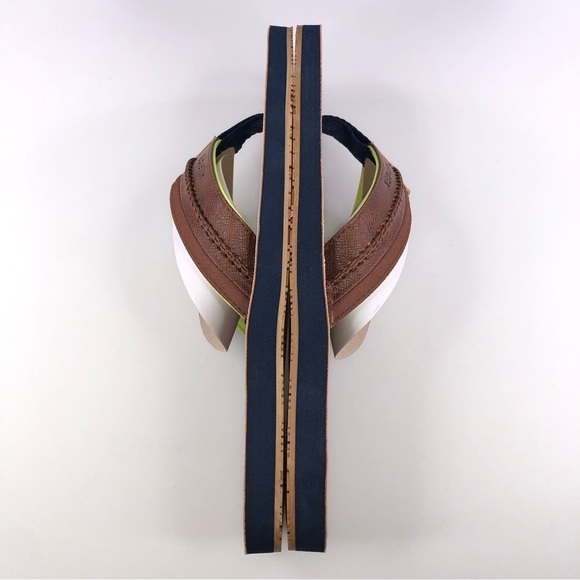 Tommy Hilfiger Dembo Mens Flip Flop Sandals Size 13 Brown Stylish & Comfortable - Picture 2 of 8